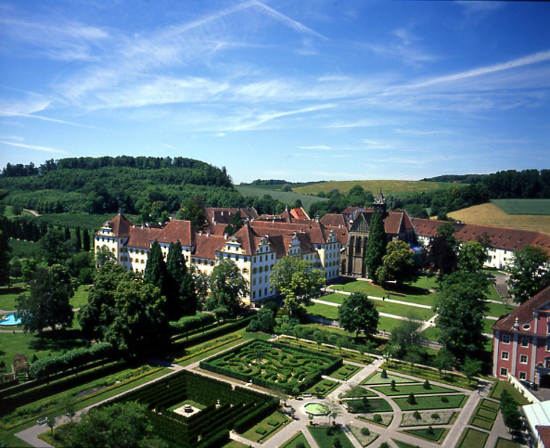 Markgraeflich Badischer Gasthof Schwanen Salem  Esterno foto