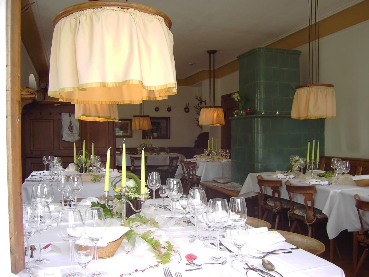 Markgraeflich Badischer Gasthof Schwanen Salem  Esterno foto