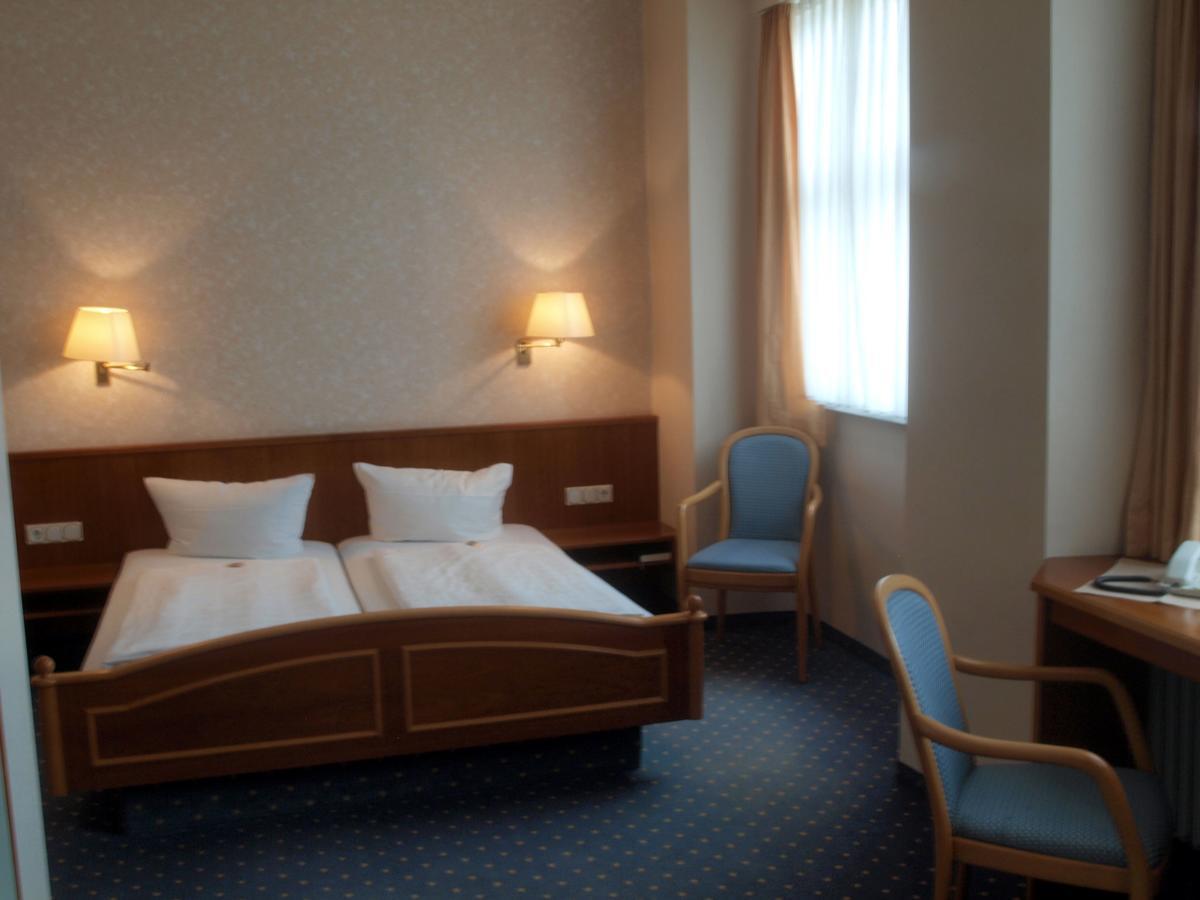 Markgraeflich Badischer Gasthof Schwanen Salem  Esterno foto